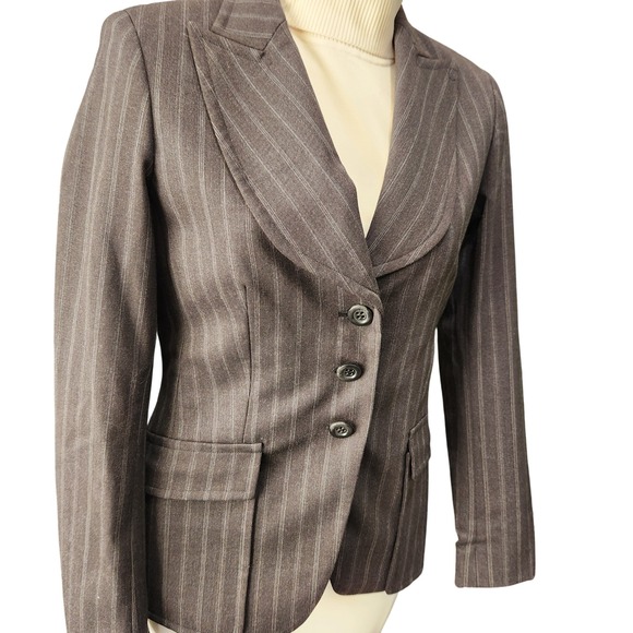 Carlisle Jackets & Blazers - NWT Vintage Carlisle Charcoal pinstripe wool‎ blend 3 button blazer Size 6